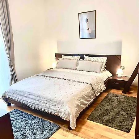 The Mountain Hug 1br By Si Apartament