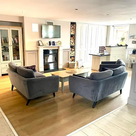 The Mountain Hug 1br By Si Apartament